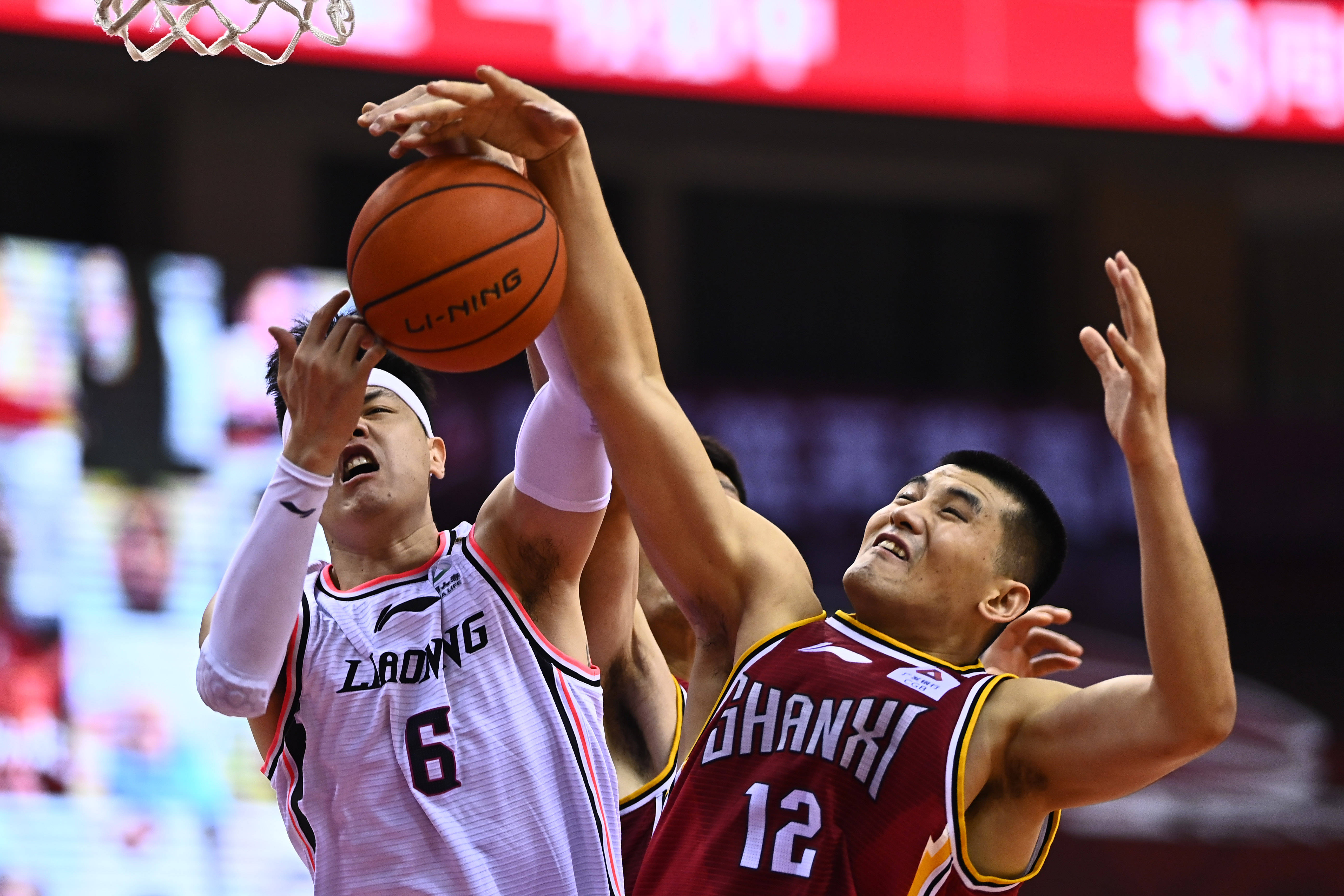 上的劣势相 上的劣势相